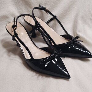 Excellent Condition Reissa Nine West Black Patent Kitten Heels With Bow No Box